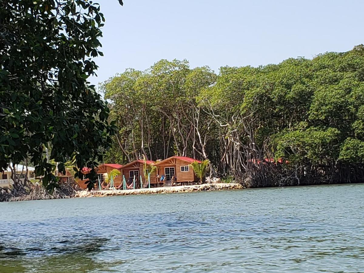 Seaside Chateau Resort Belize City Eksteriør billede